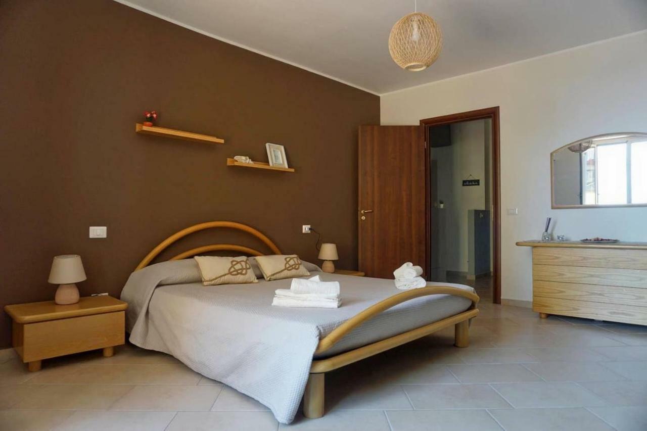 Lilly'S House Apartment Giardini Naxos Bagian luar foto